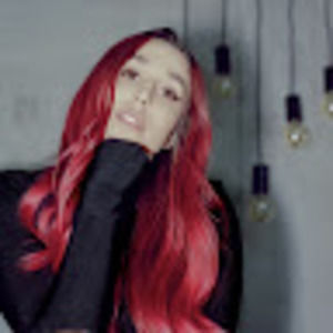 Meet your Posher, Kiana